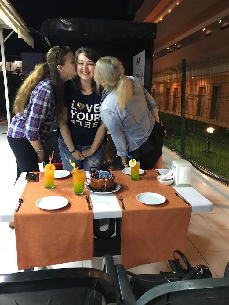 Monna Roza Beach Hotel Kemer Ngoại thất bức ảnh